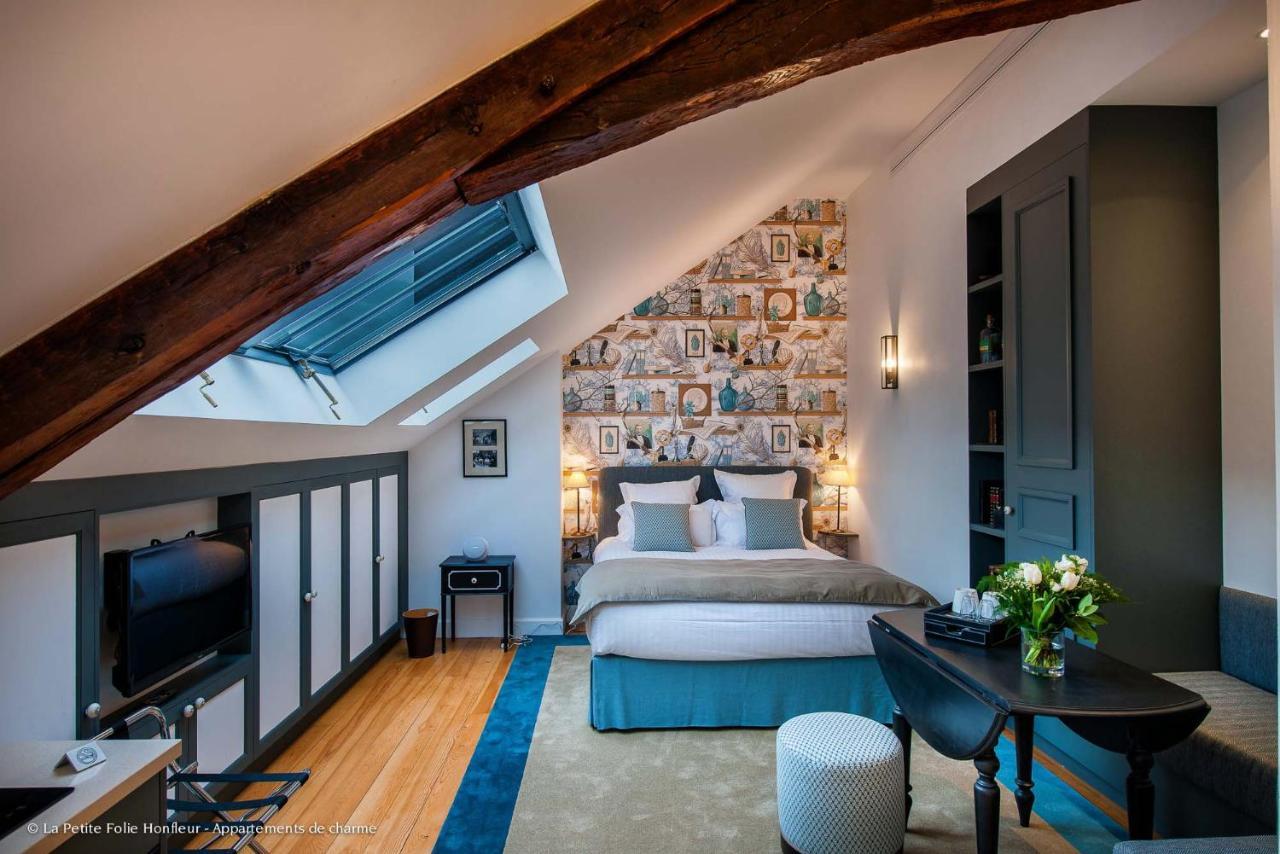La Petite Folie Bed & Breakfast Honfleur Exterior photo
