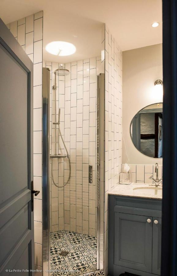 La Petite Folie Bed & Breakfast Honfleur Exterior photo