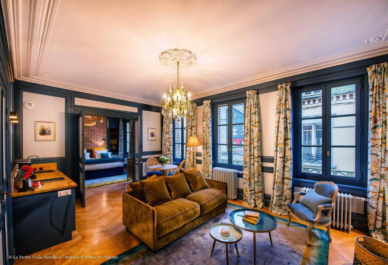 La Petite Folie Bed & Breakfast Honfleur Exterior photo