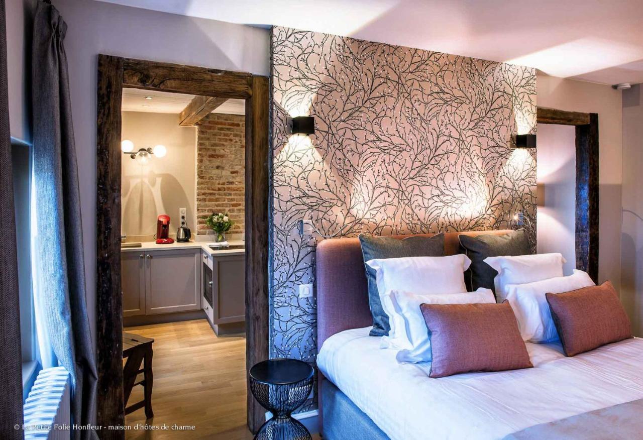 La Petite Folie Bed & Breakfast Honfleur Exterior photo