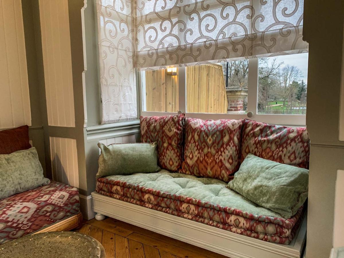 La Petite Folie Bed & Breakfast Honfleur Exterior photo